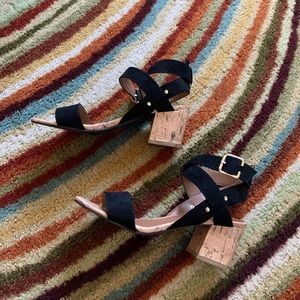 Black too suede shoes with buckle